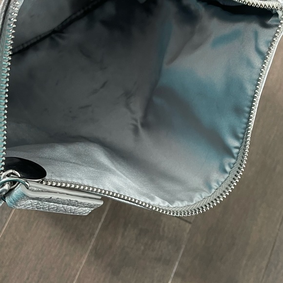 INDIGO Metallic Silver Shiny Folding Clutch Purse Handbag - Picture 4 of 4